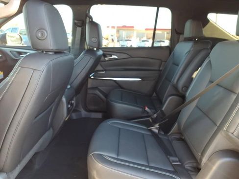 New 2026 Chevrolet Traverse LT w/ Sun and Wheel Package image 14