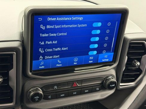 Certified 2023 Ford Bronco Sport Outer Banks w/ Tech Package AWD/4WD image 33