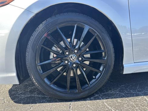 Used 2022 Toyota Camry XSE image 12