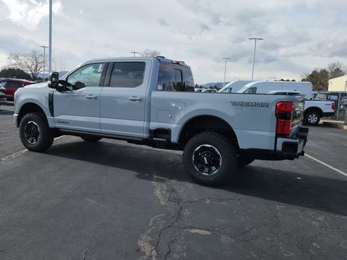 New 2026 Ford F250 Platinum w/ Tremor Off-Road Package AWD/4WD image 9