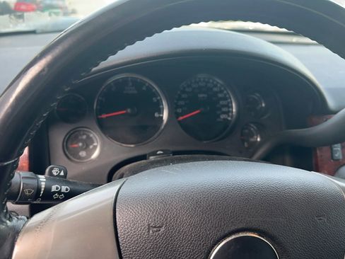 Used 2012 Chevrolet Avalanche LS w/ All-Star Edition image 7