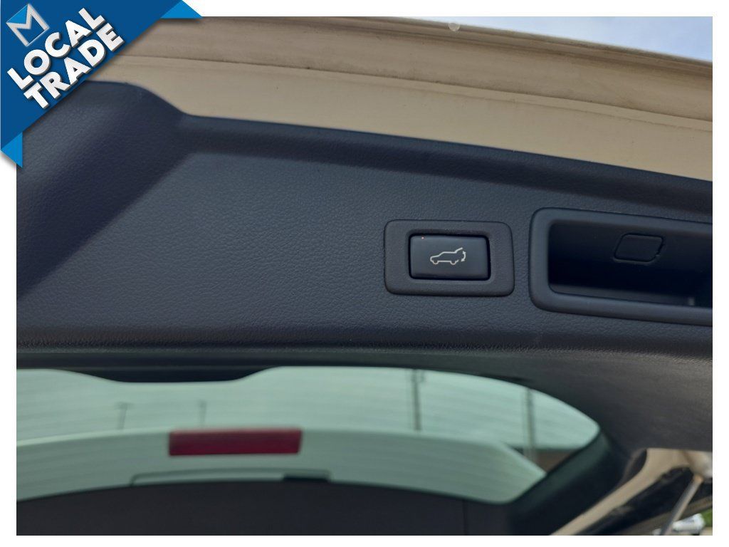 Used 2018 Subaru Forester 2.5i Touring AWD/4WD image 10
