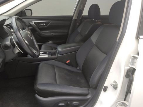 Used 2018 Nissan Altima 2.5 SR image 17