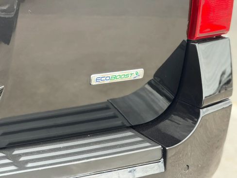 Used 2015 Ford Expedition EL XLT w/ Equipment Group 202A AWD/4WD image 12