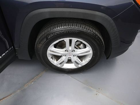 Used 2018 GMC Terrain SLE AWD/4WD image 30
