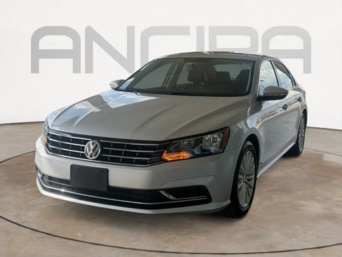 Used 2017 Volkswagen Passat 1.8T SE FWD image 6