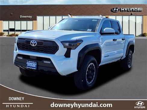 Used 2024 Toyota Tacoma TRD Off-Road image 1