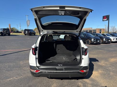 Used 2023 Hyundai Tucson SEL w/ Convenience Package image 8