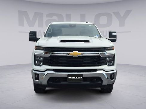 Used 2025 Chevrolet Silverado 2500 LT w/ Convenience Package AWD/4WD image 8