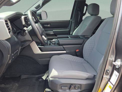Certified 2025 Toyota Tundra SR5 AWD/4WD image 10