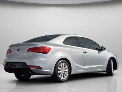 Used 2015 Kia Forte Koup EX FWD image 19
