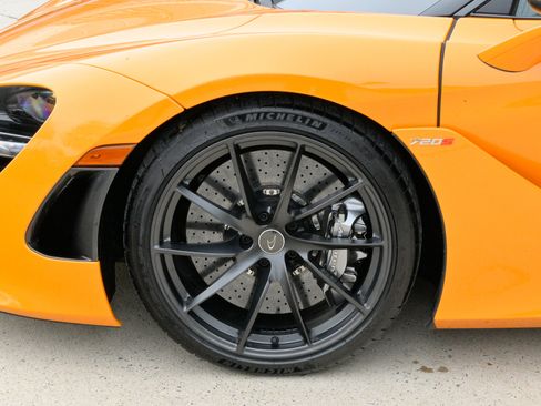 Used 2020 McLaren 720S Performance image 9