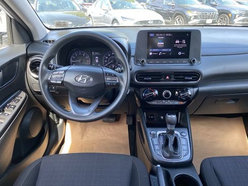 Certified 2023 Hyundai Kona SEL AWD/4WD image 9