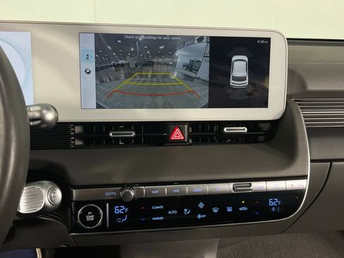 Used 2024 Hyundai Ioniq 5 SEL image 17