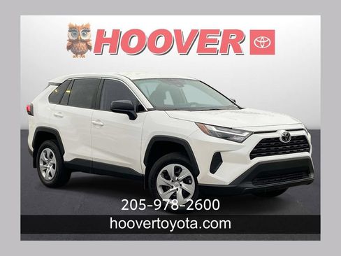 Used 2025 Toyota RAV4 LE FWD image 1