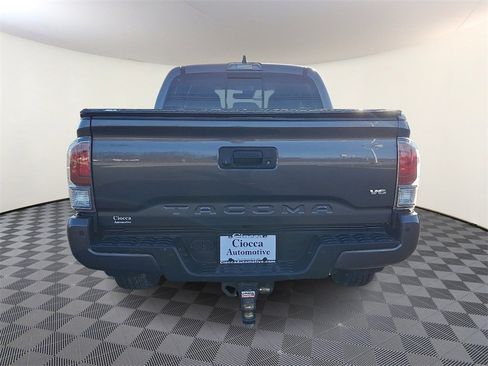 Used 2022 Toyota Tacoma SR image 8