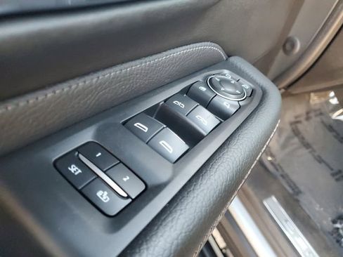 Used 2023 GMC Yukon Denali image 19