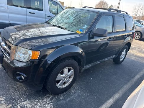 Used 2011 Ford Escape XLT w/ 203A Rapid Spec Order Code image 15