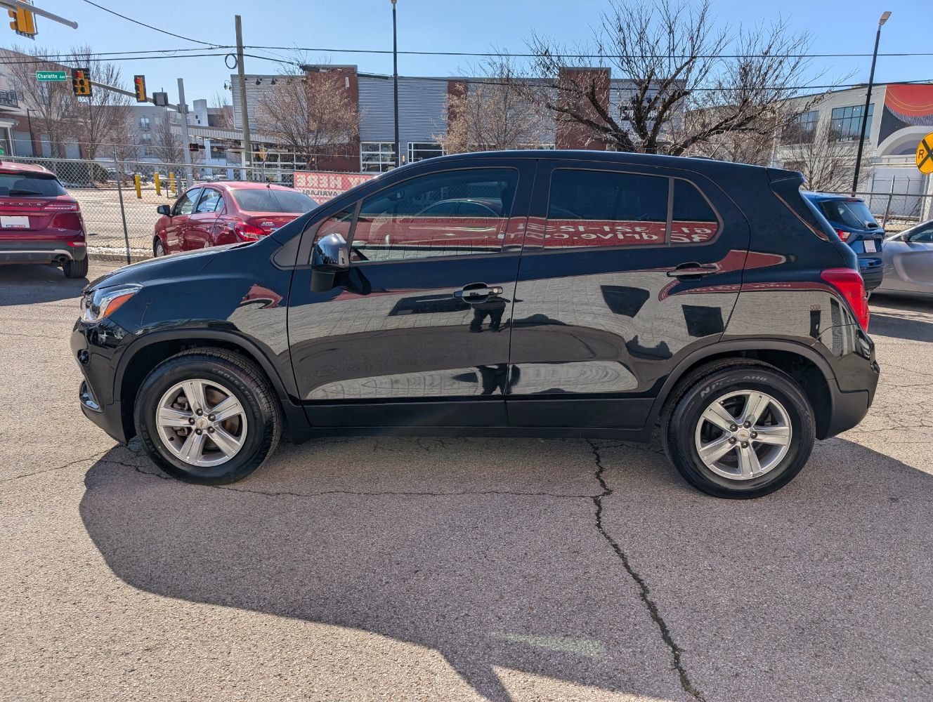 Used 2020 Chevrolet Trax LS FWD image 9