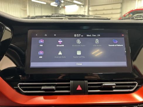 Used 2021 Kia Niro Touring w/ Paint Protection Package image 19