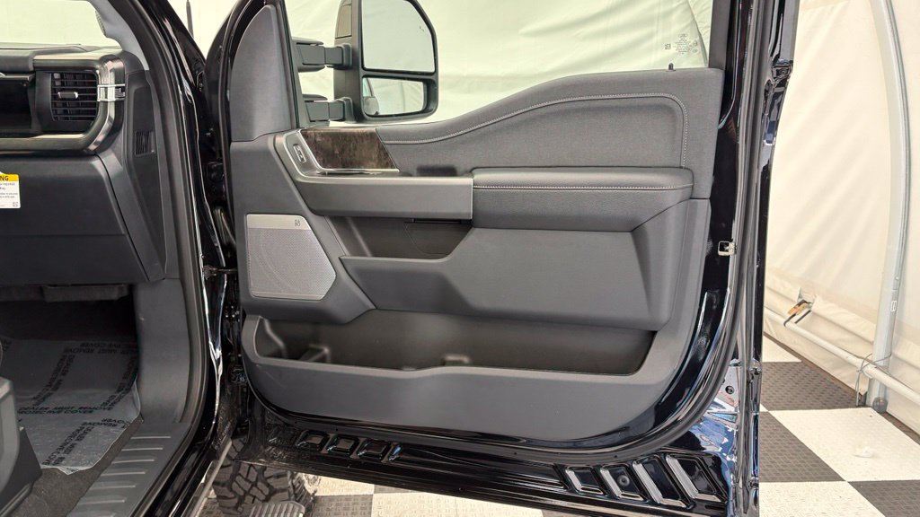 New 2026 Ford F350 Lariat w/ Tremor Off-Road Package AWD/4WD image 22