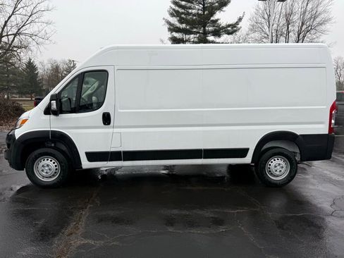 Used 2024 RAM ProMaster 2500 FWD image 6