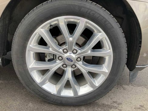 Used 2018 Ford Expedition Limited w/ Equipment Group 302A image 9