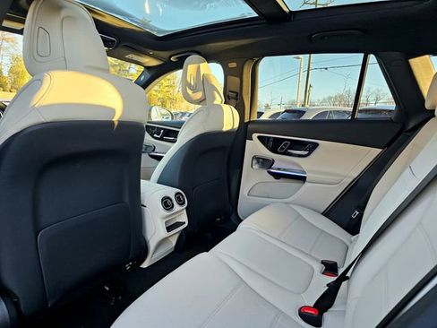 New 2026 Mercedes-Benz GLC 300 4MATIC image 19