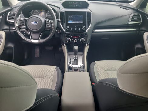 Used 2020 Subaru Forester Premium AWD/4WD image 16