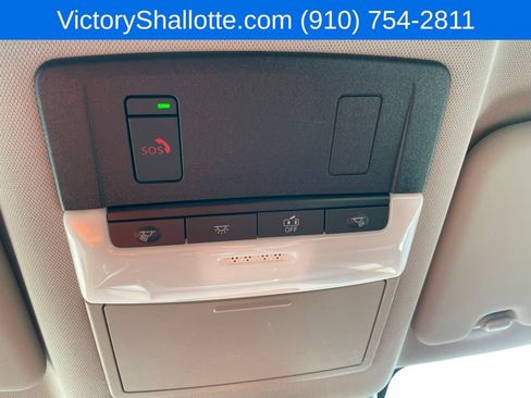 Used 2023 Nissan Rogue SV AWD/4WD image 34