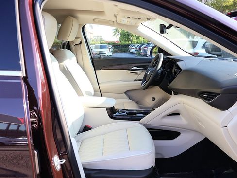 Used 2023 Buick Envision Avenir image 34