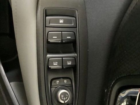 Certified 2025 Subaru Outback Premium w/ Popular Package #1A image 16