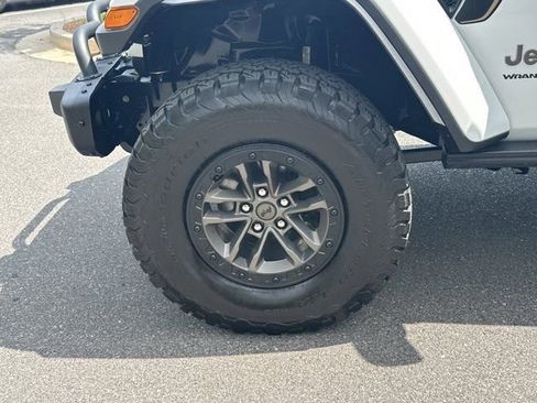 Certified 2024 Jeep Wrangler Unlimited Rubicon 392 AWD/4WD image 14