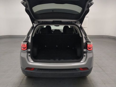 Used 2018 Jeep Compass Sport FWD image 29