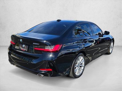 Used 2023 BMW 330i Sedan image 5