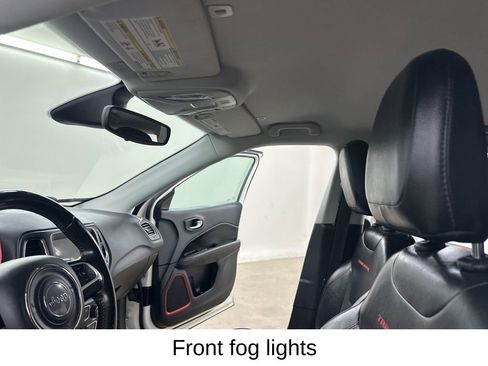 Used 2019 Jeep Compass Trailhawk AWD/4WD image 32