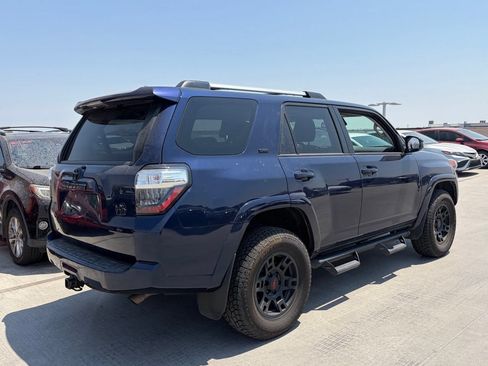 Used 2021 Toyota 4Runner SR5 AWD/4WD image 2