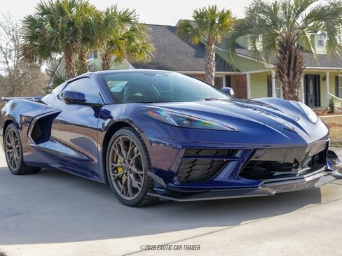 Used 2025 Chevrolet Corvette Stingray Premium Conv w/ Z51 Performance Package RWD image 21