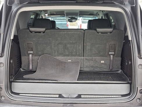 Used 2018 Chevrolet Tahoe LT image 30