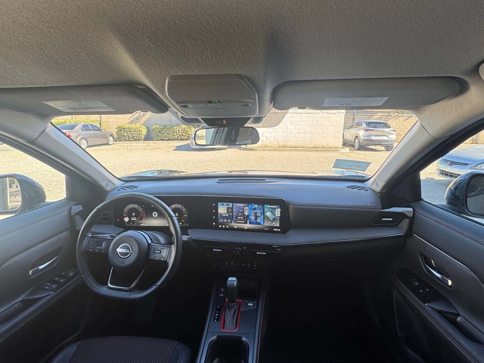 Used 2026 Nissan Kicks SR FWD image 32