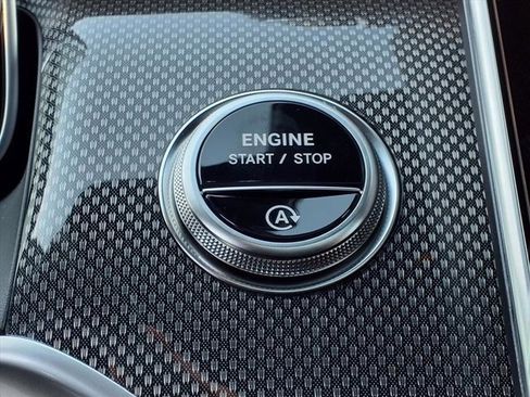 New 2026 Mercedes-Benz GLC 300 4MATIC image 24