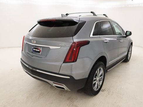 Used 2021 Cadillac XT5 Premium Luxury image 3