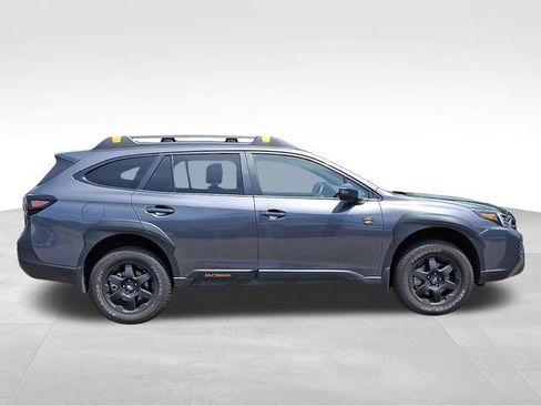 Used 2025 Subaru Outback Wilderness w/ Wilderness Package AWD/4WD image 7