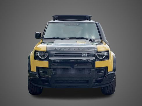 New 2026 Land Rover Defender 110 AWD/4WD image 2