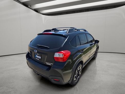 Used 2016 Subaru Crosstrek 2.0i Limited AWD/4WD image 5