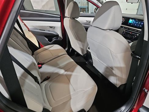 New 2026 Hyundai Tucson SEL image 11