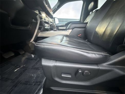 Used 2019 Ford F150 Lariat w/ Equipment Group 502A Luxury image 12