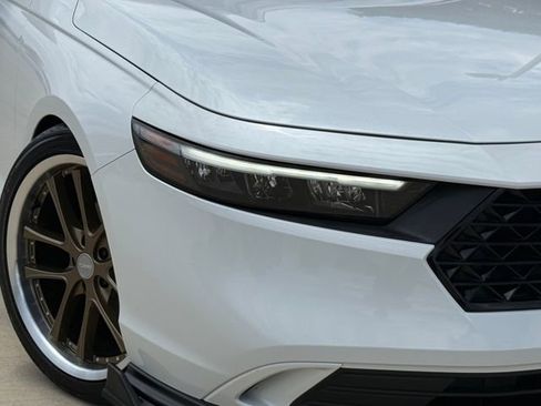 Used 2023 Honda Accord EX image 3