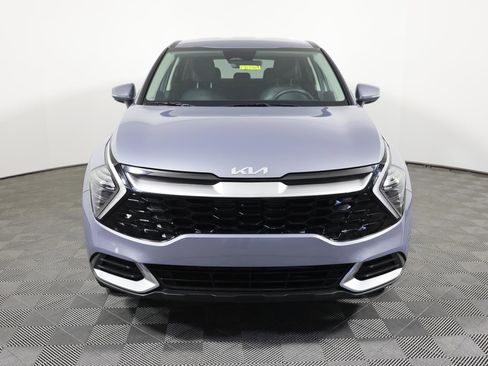 Used 2025 Kia Sportage EX image 2