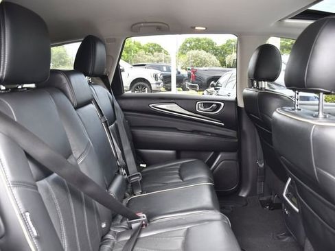 Used 2019 INFINITI QX60 Luxe w/ Essential Package FWD image 26